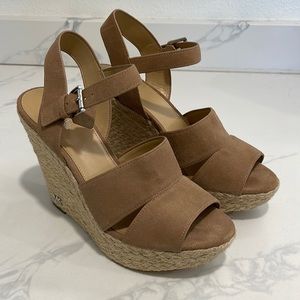 Michael by Michael Kors Tan Suede & Jute Wedges SZ 7.5